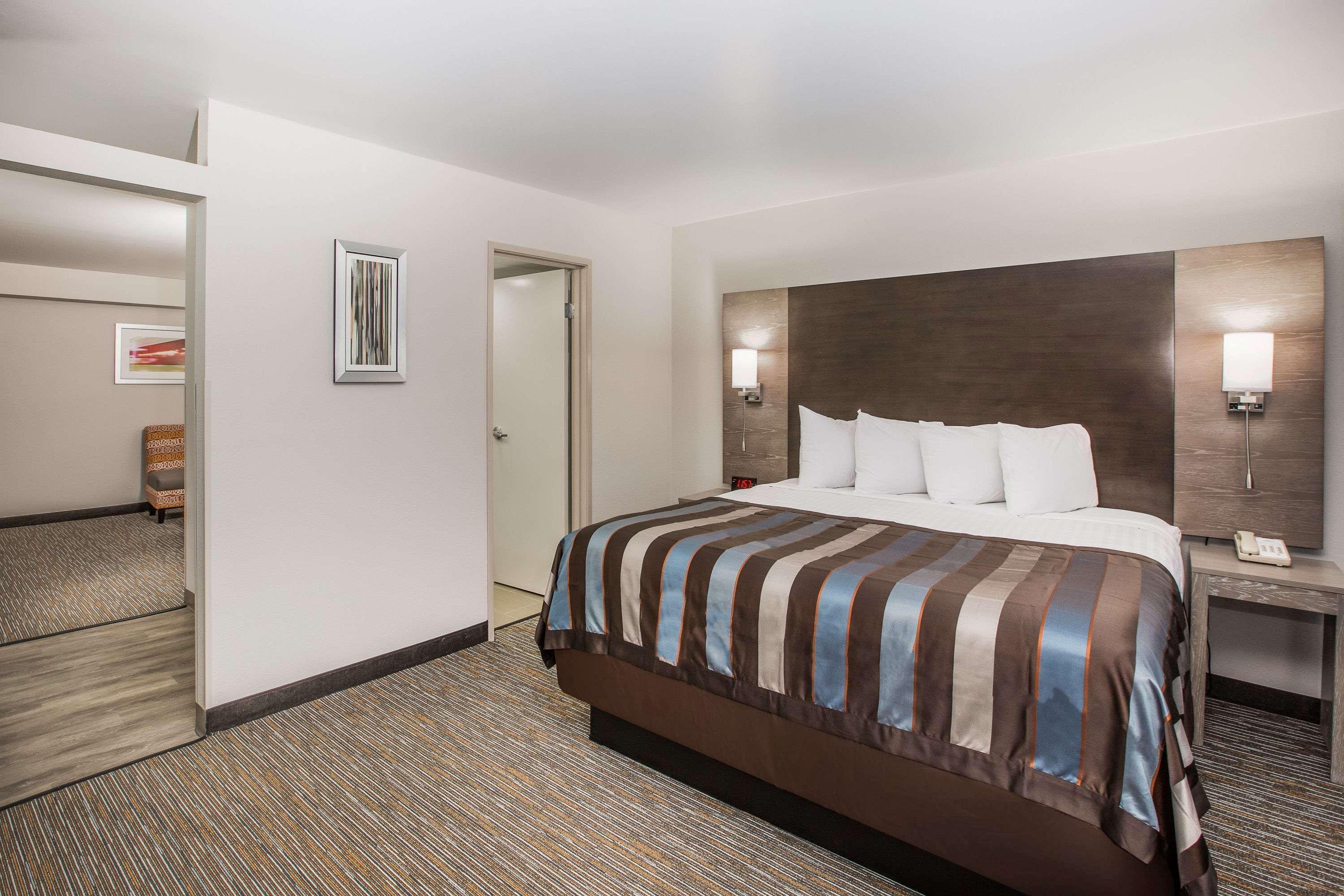 Wingate By Wyndham Louisville Airport Expo Center Extérieur photo
