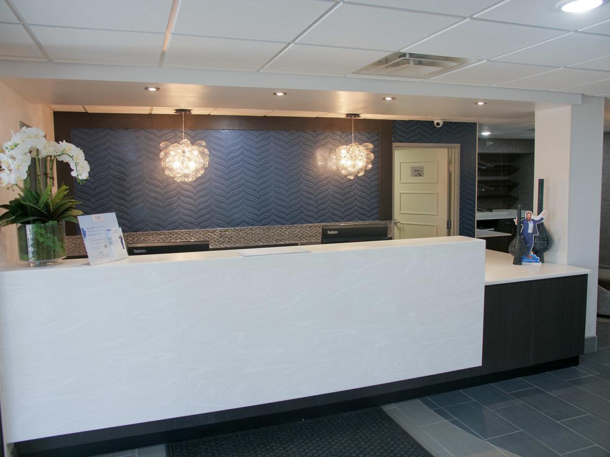 Wingate By Wyndham Louisville Airport Expo Center Extérieur photo