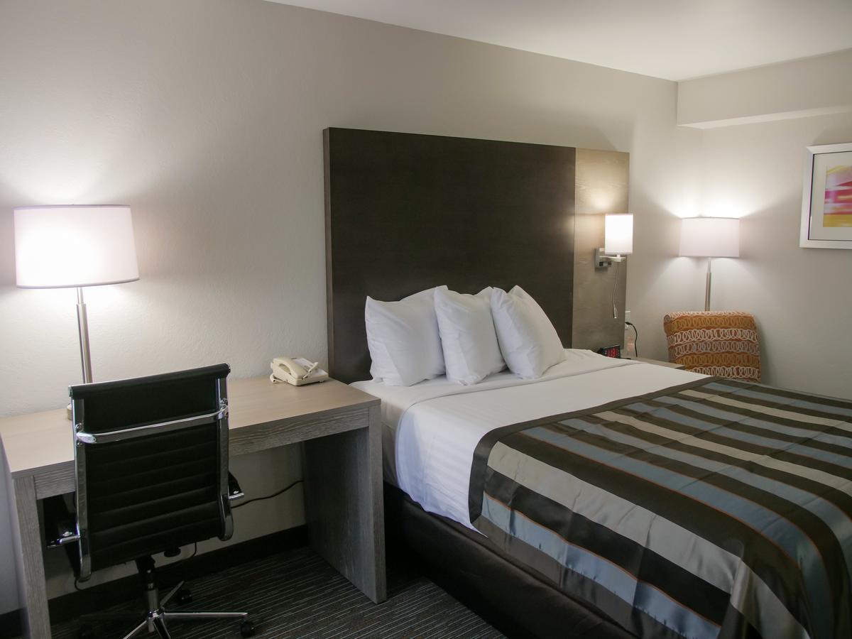 Wingate By Wyndham Louisville Airport Expo Center Extérieur photo