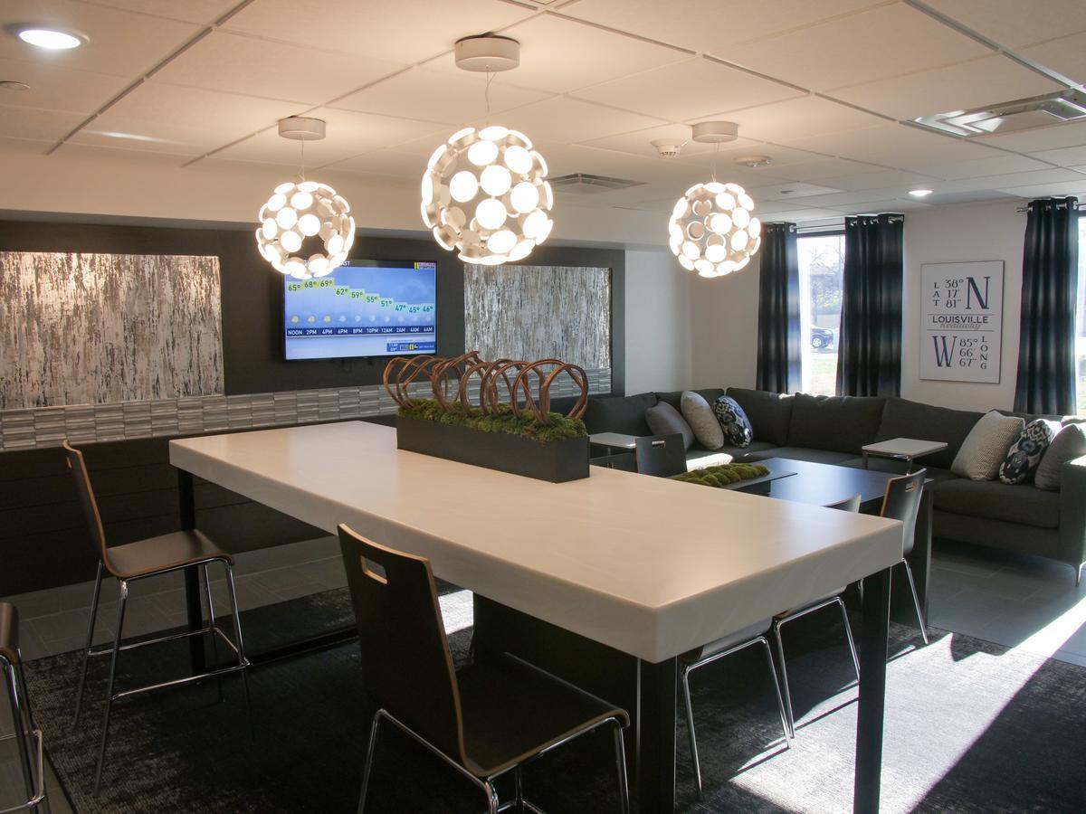 Wingate By Wyndham Louisville Airport Expo Center Extérieur photo