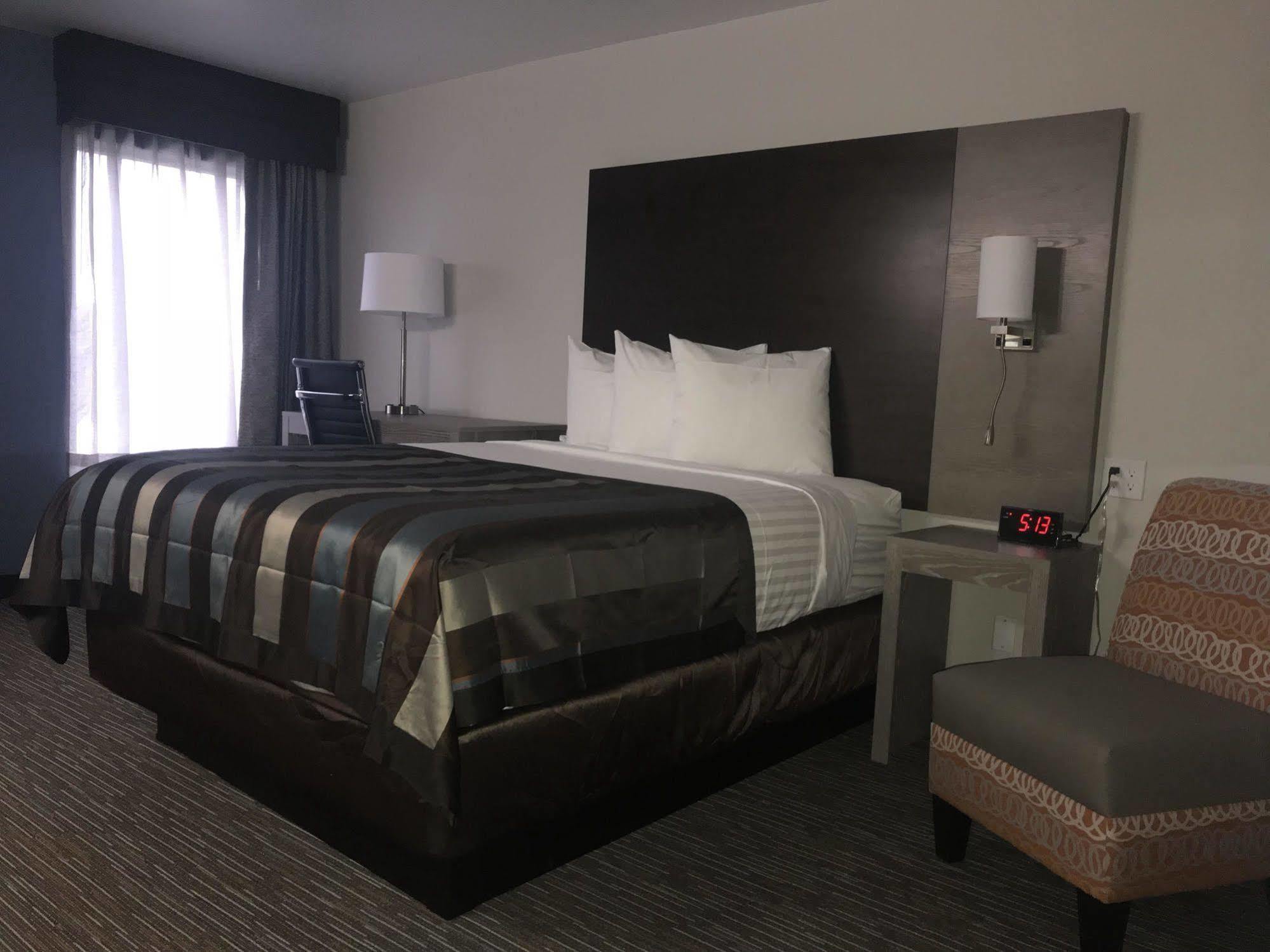 Wingate By Wyndham Louisville Airport Expo Center Extérieur photo
