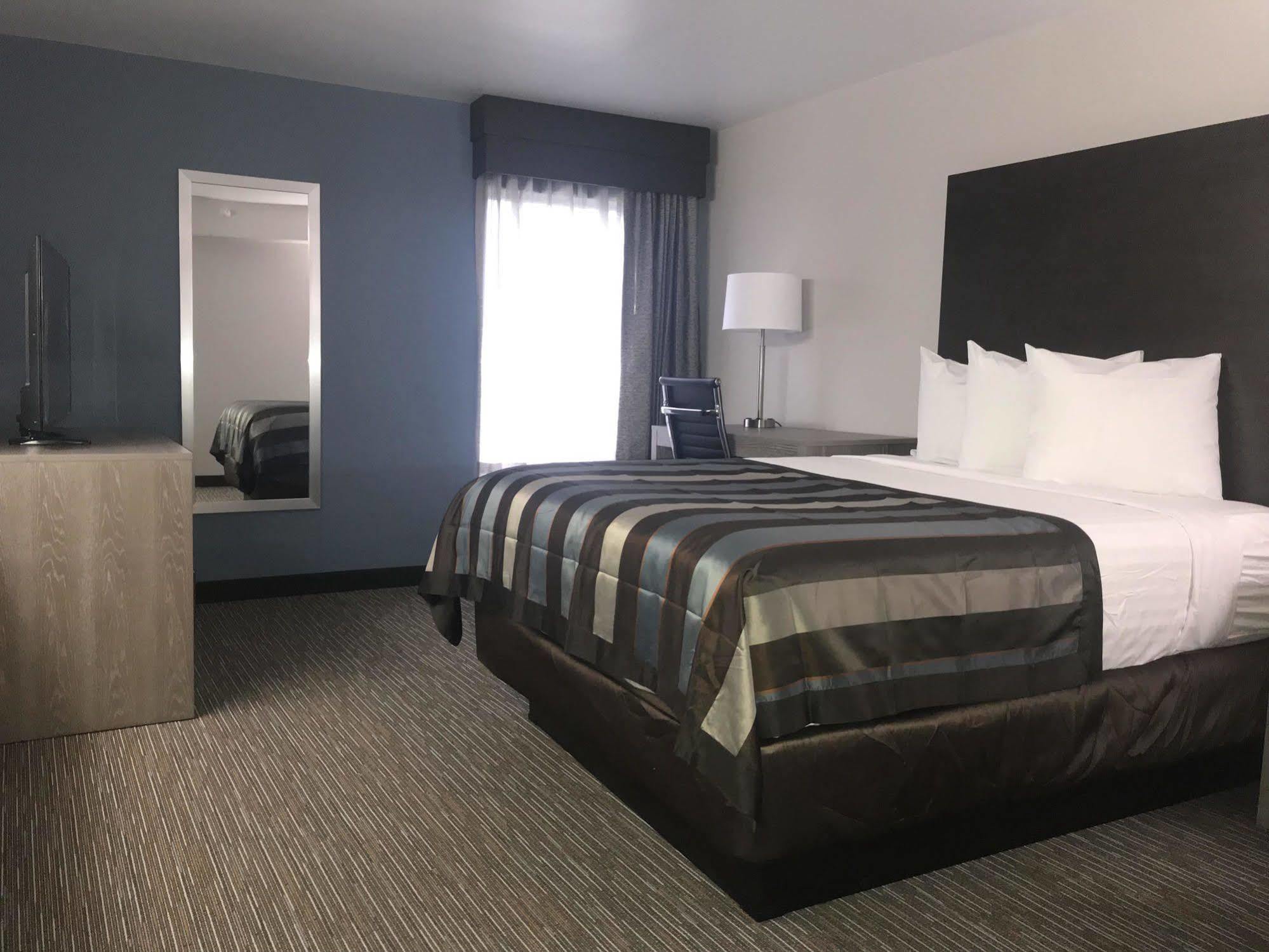 Wingate By Wyndham Louisville Airport Expo Center Extérieur photo